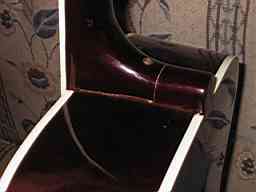Yamaha Dreadnought folk 6-string heel crack.jpg